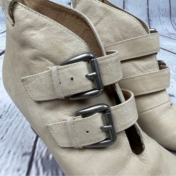 EMU Australia women's Lyndon leather ankle wedge boot color - Bone, size 7 M US - Picture 5 of 10